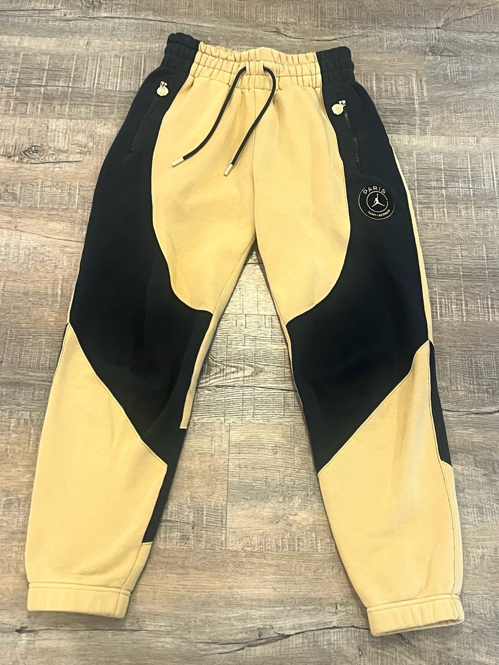 Men’s small Paris x Jordan Black, gold & Tan Panelled Jogger Pants sweatpants
